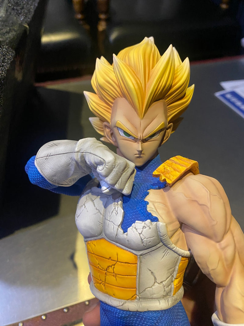 Super Saiyan Vegeta - Dragon Ball - T-Rex Studio [IN STOCK]